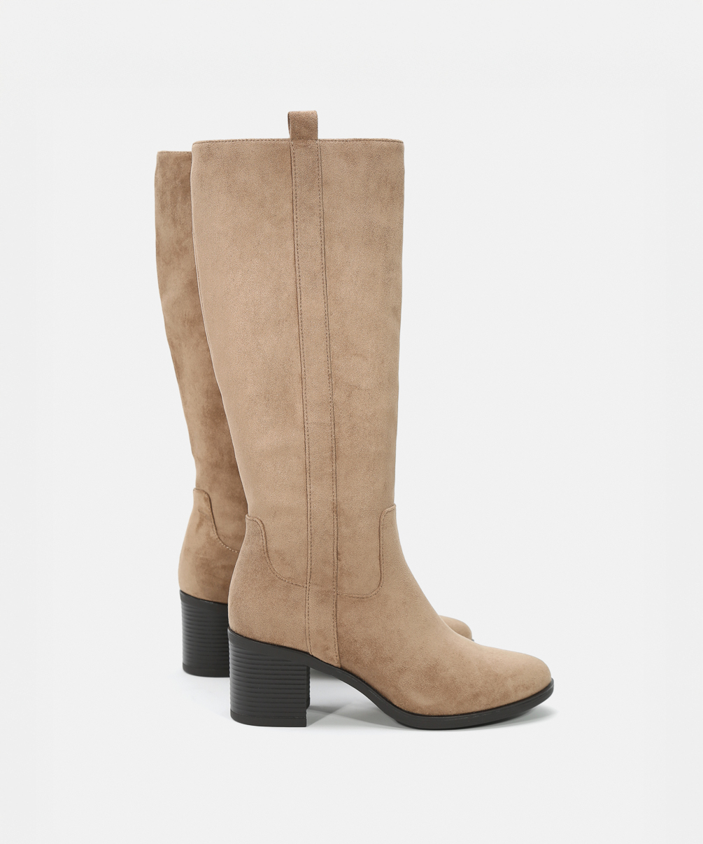 Botas altas tac&oacute;n image number null